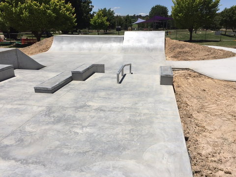 Blayney Skate Park - Redcliffe Tourism 2