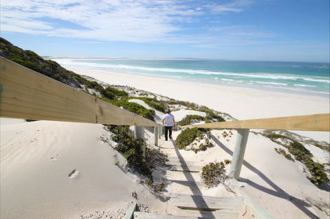 Coffin Bay National Park - Redcliffe Tourism 0
