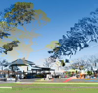 Eddie Santaguiliana Way - Redcliffe Tourism