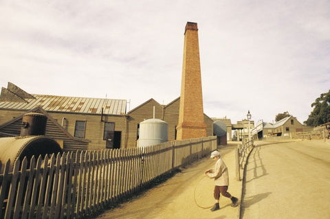 Goldfields - Redcliffe Tourism 1