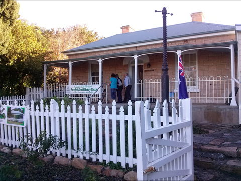 Mill Cottage Museum - Redcliffe Tourism 0