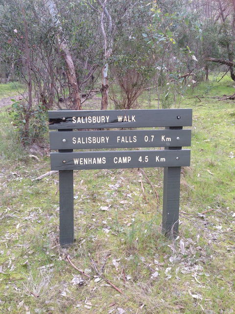 Salisbury Falls Walk - Redcliffe Tourism 0