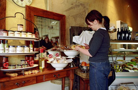 Ararat - Redcliffe Tourism 0