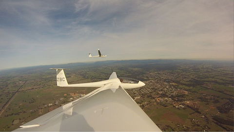 Gliding Over Benalla - Redcliffe Tourism 1