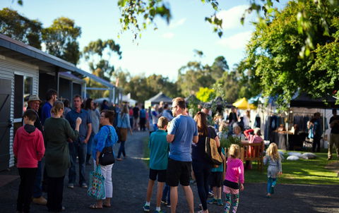 Meeniyan Square - Redcliffe Tourism 2
