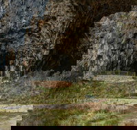 Yarrangobilly Caves  Castle walk - Redcliffe Tourism