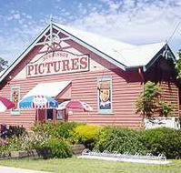 Huskisson Pictures - Redcliffe Tourism