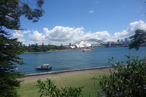 Iconic Sights Of Sydney Tour With FREE Photography Package - Redcliffe Tourism 0