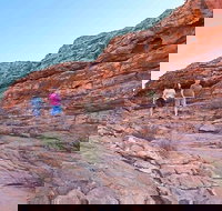 The Amazing Kings Canyon 4-Hours Walking Tour and Hike - Redcliffe Tourism