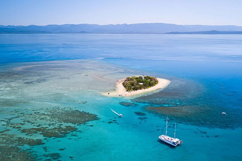 Ultimate 3-Day Great Barrier Reef Cruise Pass - Redcliffe Tourism 3