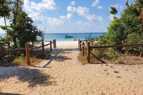 Whitehaven Beach Camping - Redcliffe Tourism 6