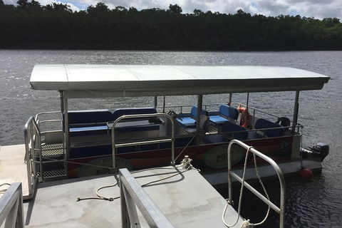 IMAX Private Transfer 7 Guests Cairns Airport To Hotels In Port Douglas - Redcliffe Tourism 3