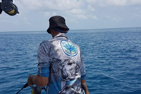 Morning Half Day Fishing Charter Airlie Beach Whitsundays - Redcliffe Tourism 1