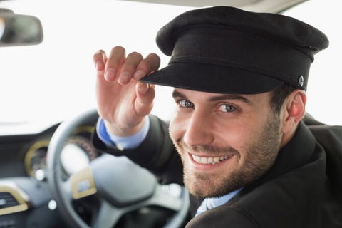 Port Douglas Transfers Between Cairns Airport & Port Douglas (Private Chauffeur) - Redcliffe Tourism 0