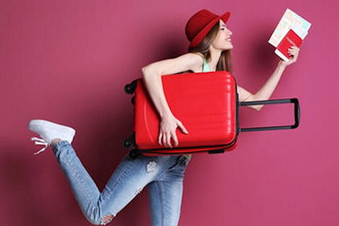 SHUTTLE - CAIRNS AIRPORT TO CAIRNS HOTELS (or Reverse) - Redcliffe Tourism 1