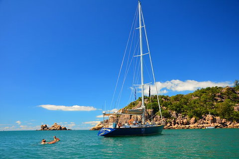 Helicopter And Magnetic Island Sailing - Redcliffe Tourism 1