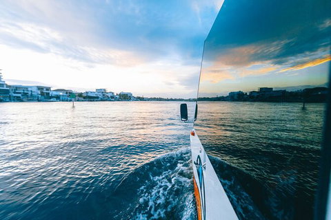 Aquaduck Secrets, Scandals And Sunset Tour - Redcliffe Tourism 7