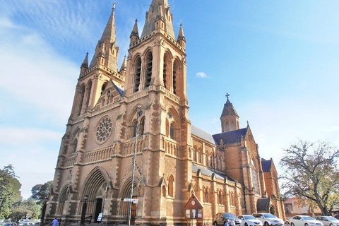 Adelaide Airport Transfers : Adelaide City To Airport ADL In Luxury Car - Redcliffe Tourism 9