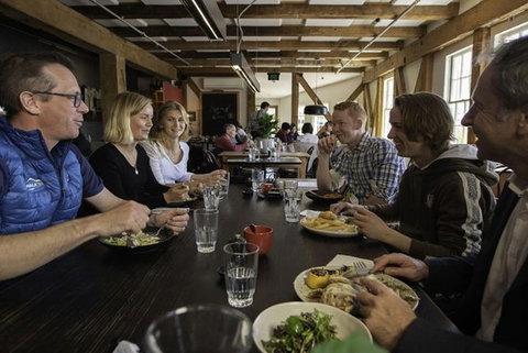 3.5 Hours Walking Guided Tour Of Launceston Highlights - Redcliffe Tourism 1