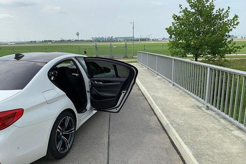 Private Transfer: Avalon International Airport (AVV) To Melbourne - Redcliffe Tourism 4