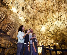 Ngilgi Cave - Redcliffe Tourism 0