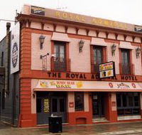 The Dog  Duck Ale House - Redcliffe Tourism