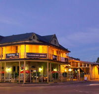 Torrens Arms Hotel - Redcliffe Tourism