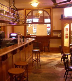 The Perseverance Hotel - Redcliffe Tourism 0