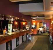 Lewisham Hotel and Live House - Redcliffe Tourism