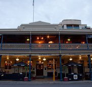 PJ O'Brien's Irish Pub - Redcliffe Tourism