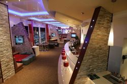 Options Tavern - Redcliffe Tourism 1