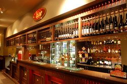 Croxton Park Hotel - Redcliffe Tourism 1