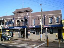 Lewisham Hotel And Live House - Redcliffe Tourism 3