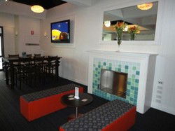 Coolangatta Sands Hotel - Redcliffe Tourism 3