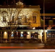 Crown and Sceptre Hotel - Redcliffe Tourism