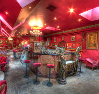 Polly Bar - Redcliffe Tourism