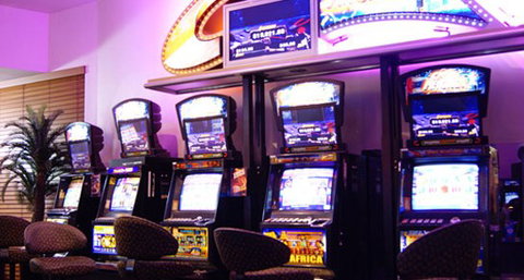 Ferry Road Tavern - Redcliffe Tourism 4