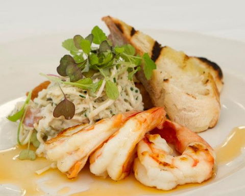 Season Restaurant - Redcliffe Tourism 1