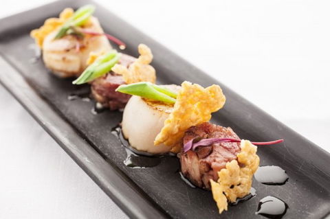 A Touch Of Salt - Redcliffe Tourism 0