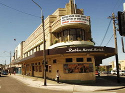  Redcliffe Tourism