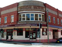 Union Hotel - Redcliffe Tourism 0