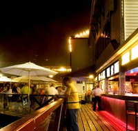 The Lucky Shag Waterfront Bar - Redcliffe Tourism