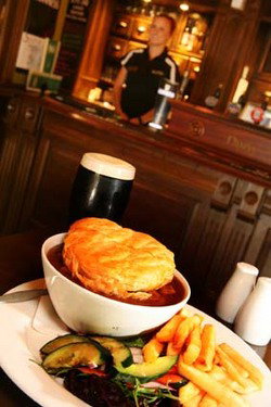 Durty Nelly's Irish Pub - Redcliffe Tourism 2