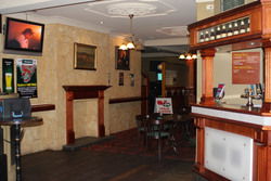 The Fox Ale House - Redcliffe Tourism 3