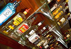 The Club Hotel - Redcliffe Tourism 3