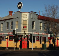 The Fox Hotel - Redcliffe Tourism
