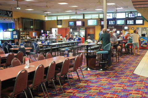 Tracy Village Social And Sports Club - Redcliffe Tourism 5