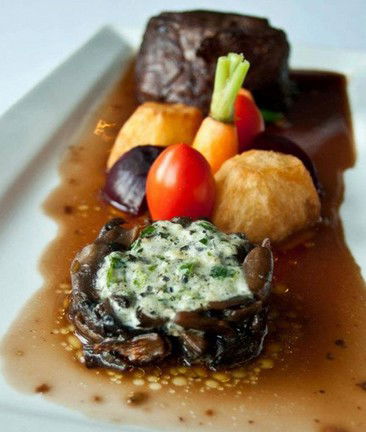 Aqua Linea Restaurant - Redcliffe Tourism 4