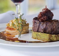 Chris's Beacon Point Restaurant - Redcliffe Tourism
