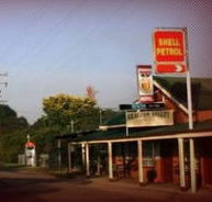 Araluen Valley Hotel - Redcliffe Tourism